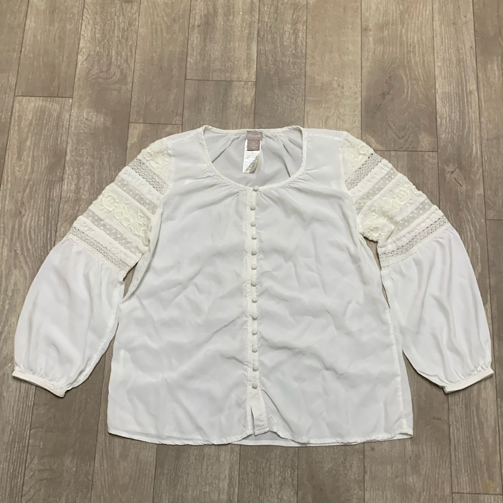 Womens Chico’s Embroidered Sheer Lace Cuffed Sleeve Half Shank Button Shirt‎